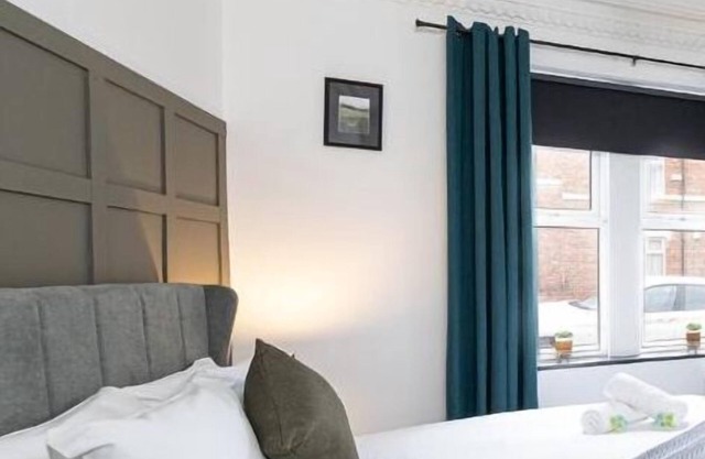 ◑Stunning 5 Bed House ◑Wifi ◑Nr Train ◑Nr Parks