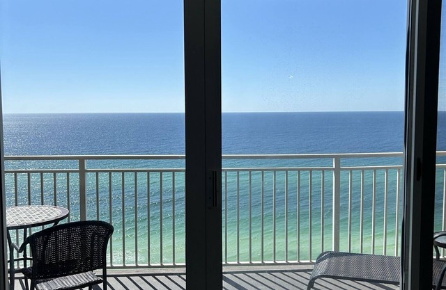 Stunning beachfront condo. Enjoy amazing sunsets. Beach Chair Service Mar-Oct