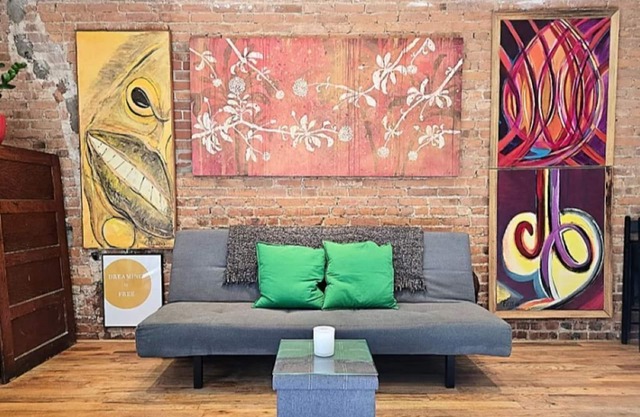 Stunning Brownstone Garden Floor Open Loft-Style 1-Bedroom Flat Apartment