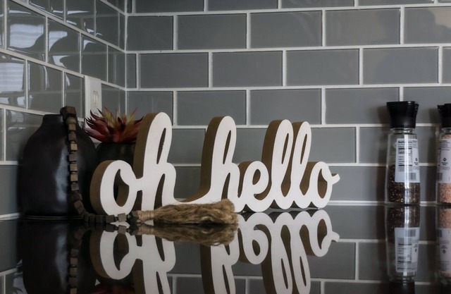 Stunning Central Dallas 1BR | Great Amenities & Pool