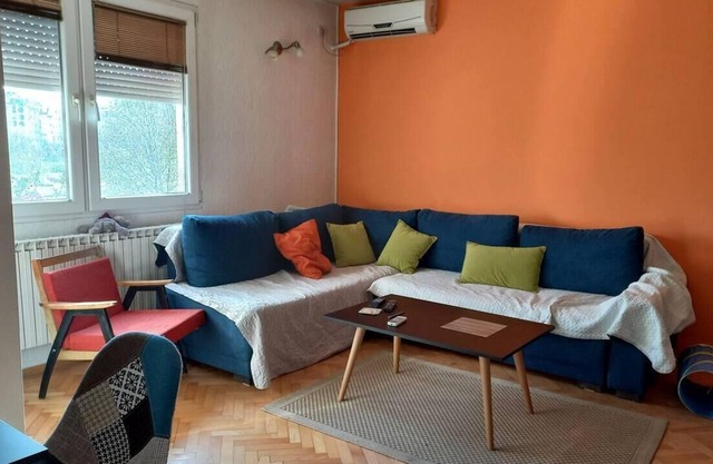 Stunning Color 1-Bed Apartment in Skopje