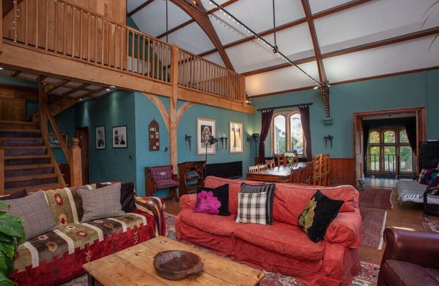 Stunning, Large Chapel, Nr Bath (EC)