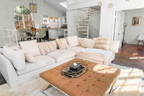 Stunning Mediterranean Mansion in Laurel Canyon