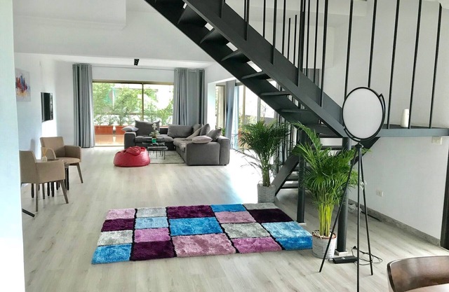 Stunning Modern Duplex in Gemmeyzeh with a 360 View!