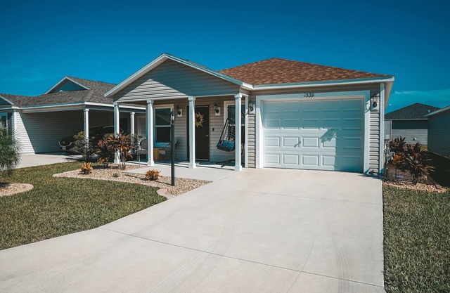 Stunning Modern Oasis in The Villages, FL.