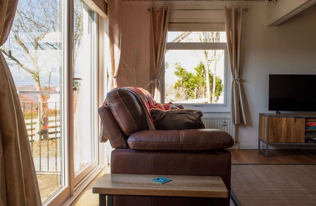 Stunning private villa for 7 people with WIFI, TV, patio, pets allowed and panoramic view