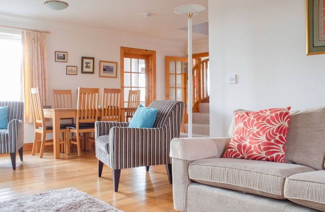 Stunning private villa for 6 guests with WIFI, TV and panoramic view