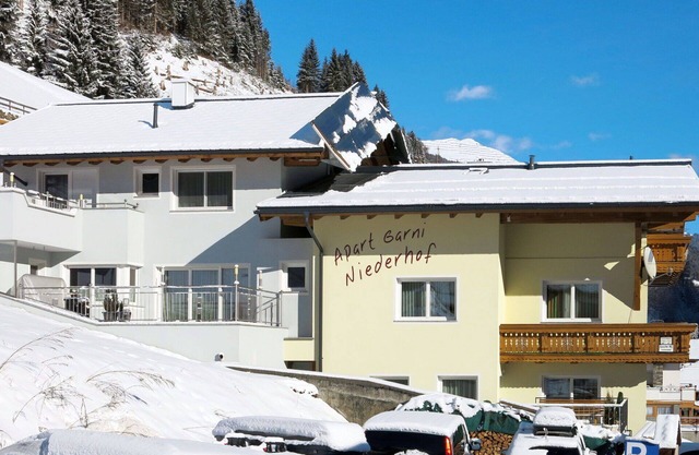Stunning private villa for 20 people with WIFI, TV, terrace and parking