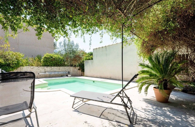 Stunning private villa for 2 people with A/C, WIFI, pool, TV, terrace and parking