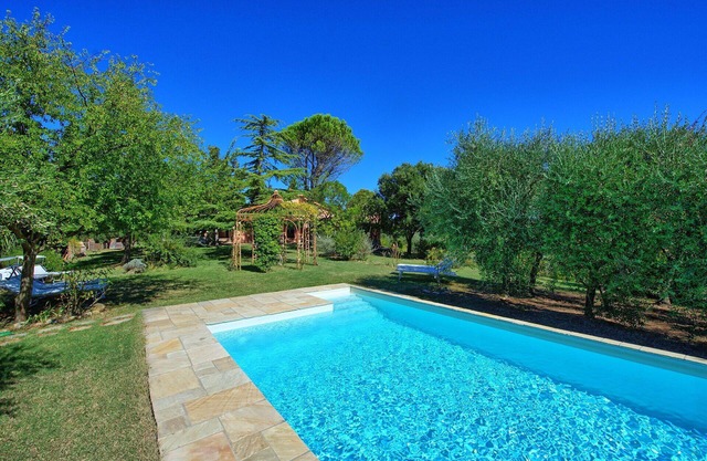Stunning private villa with private pool, WIFI, TV, patio, panoramic view, close to San Gimignano