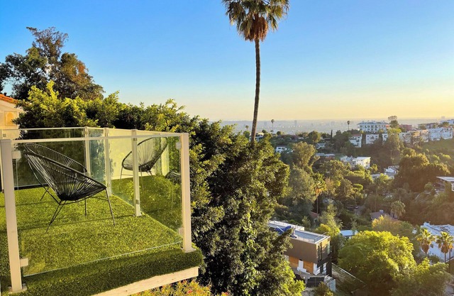 Stunning Views Hollywood Hills Lux Living