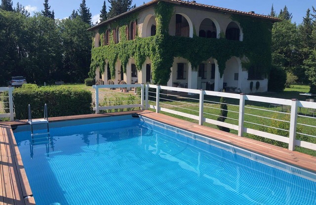Stunning villa with A/C, private pool, WIFI, TV, patio and panoramic view, close to San Gimignano