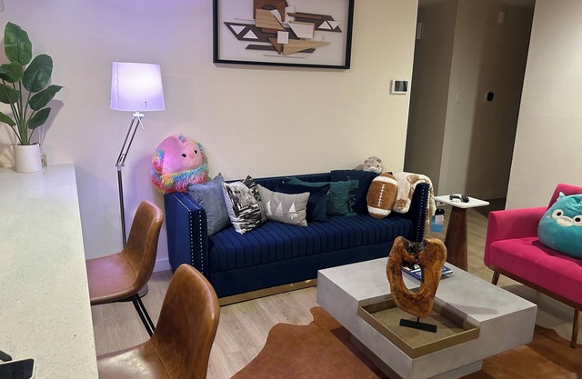 Stylish 2 bedroom house with office in Austin, near Domain,Apple,Downtown,Dell