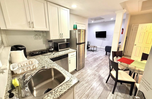 Stylish 2BR/2BA Retreat - SJC Downtown&Santana Row- Ideal for Travelers