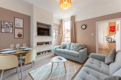 Stylish 3-Bed House near NEC HS2 and BHX Airport