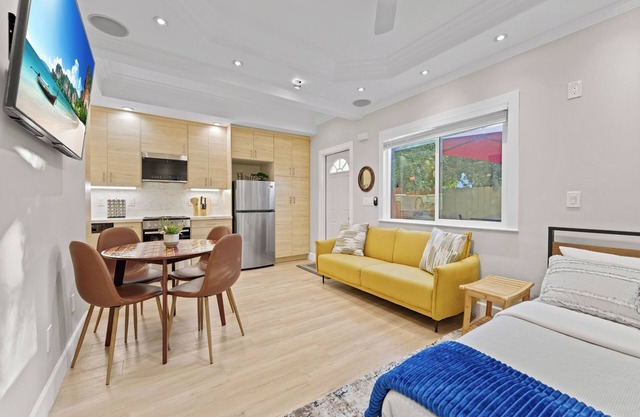 Stylish and cozy guest suite