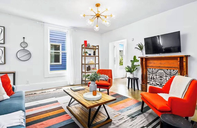 Stylish and Historic 2-Bedroom Oasis next to the Beltline