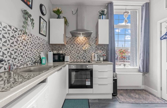 Stylish Birmingham Apartment with Fast WIFI