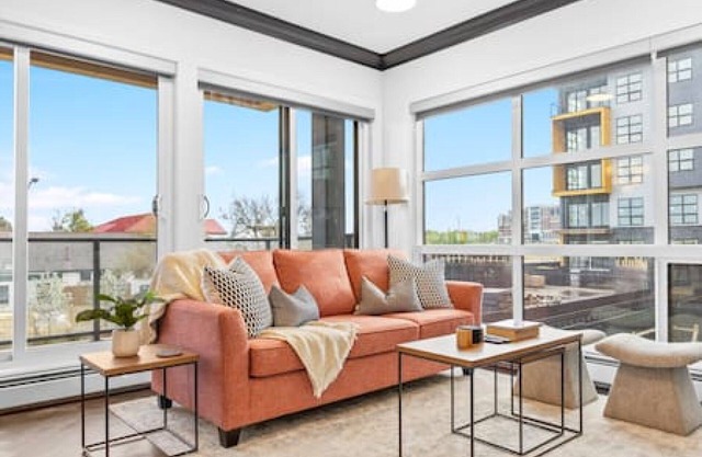 Stylish & Bright 2BR/2BA | A/C | Near Downtown MRU