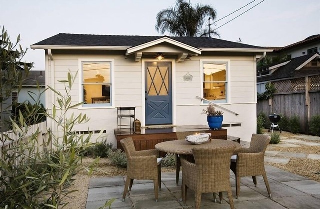 Stylish Cottage Retreat by the Sea in Carpinteria