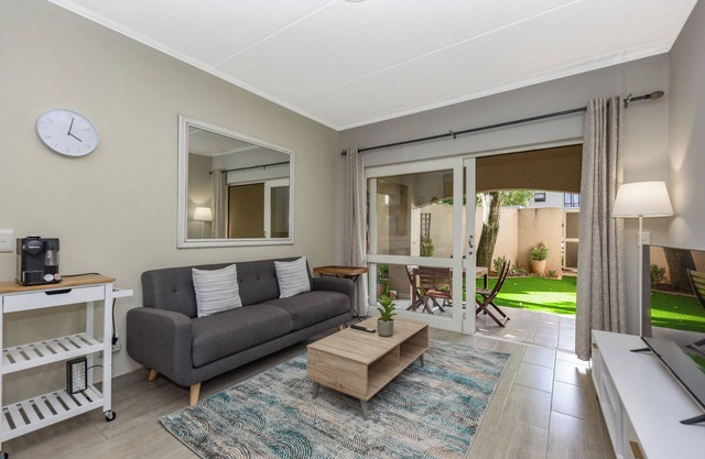 Stylish Garden Retreat w/Pool and Modern Amenities