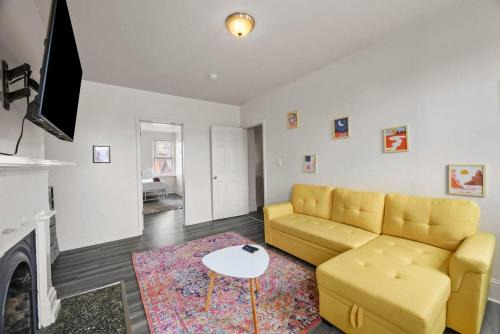 Stylish Northside 4 Bed Off Street Parking