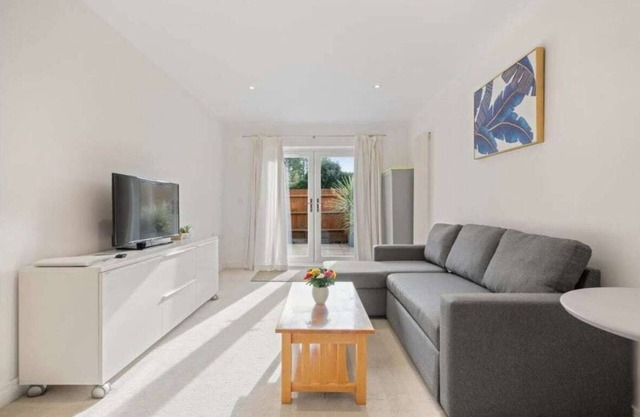 Stylish Oasis Apartment & Garden