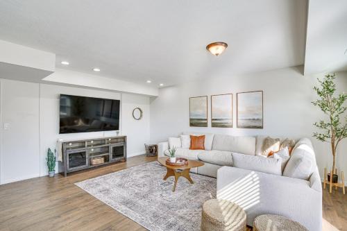 Stylish Orem Retreat with Deck, Near BYU and UVU!