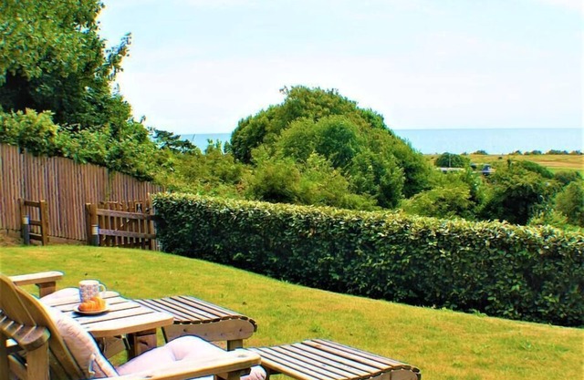 Stylish Seaview House w/Hot Tub