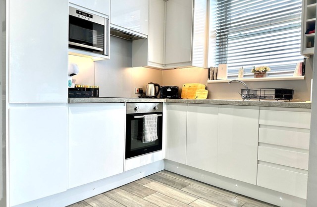 Stylish Studio with Sea Views