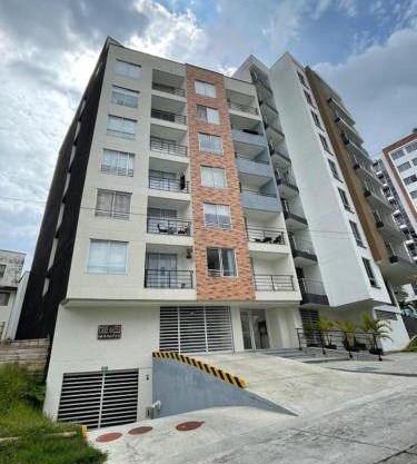 Stylish Studio with Stunning Views in Prime Location