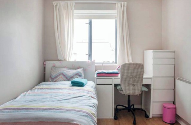 Stylish + Stunning flat in central Dublin!