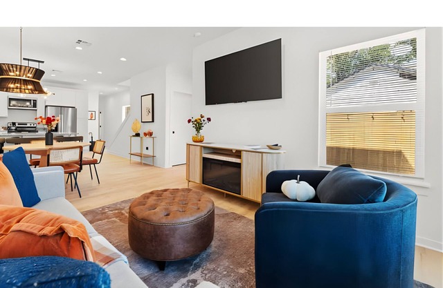 Stylish Waco Retreat in a Prime Location