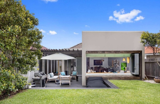 Stylishly renovated 3BR characterful home with pool