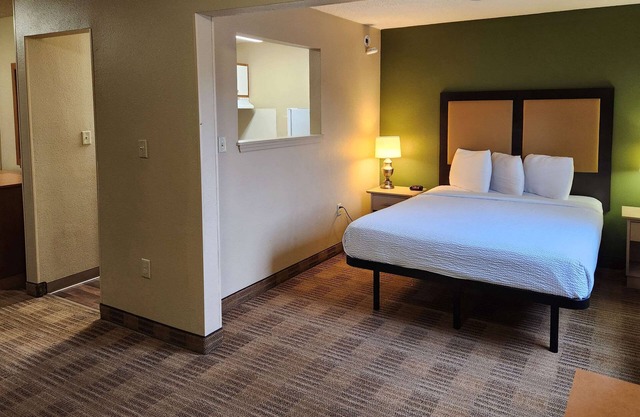 Suburban Studios Columbus East