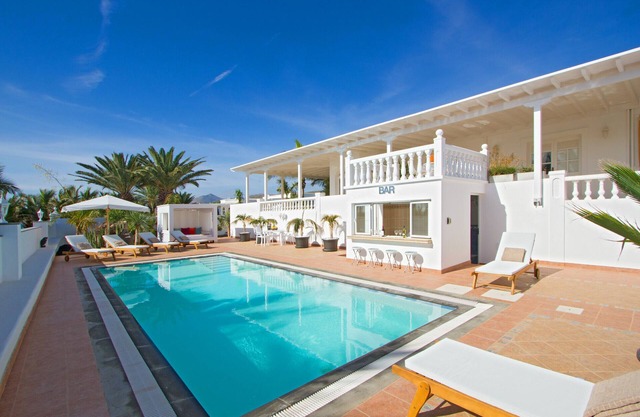 Sueños del Mar | 3 bedroom luxury villa with amazing views of the ocean