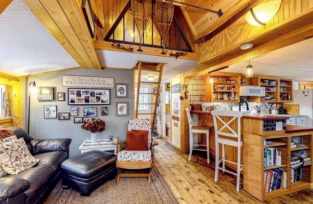 Sugarloaf Escape Dog Friendly