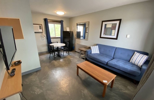 Suite 305 - 1 BR Apartment | 1 Bed, 1 Bath