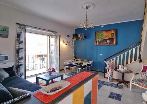 Suite 53
