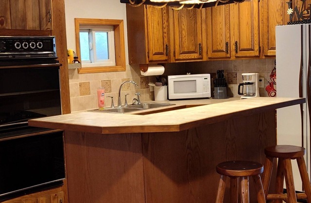 Suite Country Downtown #2 Cozy and Relaxing just minutes from Lake Frances