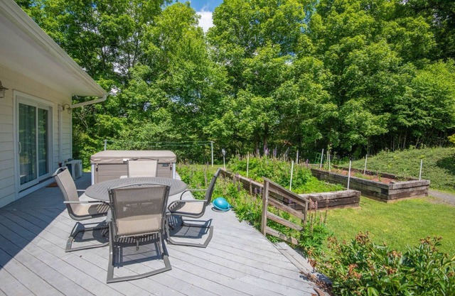 Sullivan Farm at Helton Creek - Fire Pit - Foosball - Fireplace