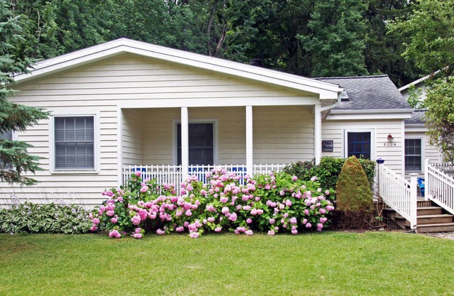 Summer Getaways Still Available! Short walk to a private beach!