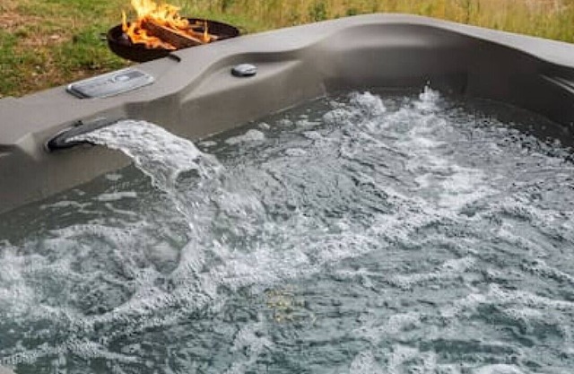 ★Sun-Filled Cabin★Pond-Views★BHBungalows #8★