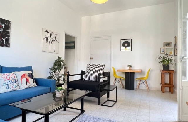 Sunlit 2BR apt on MarMikhael Stairs