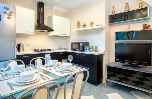 Sunny Apartment Volkov 21