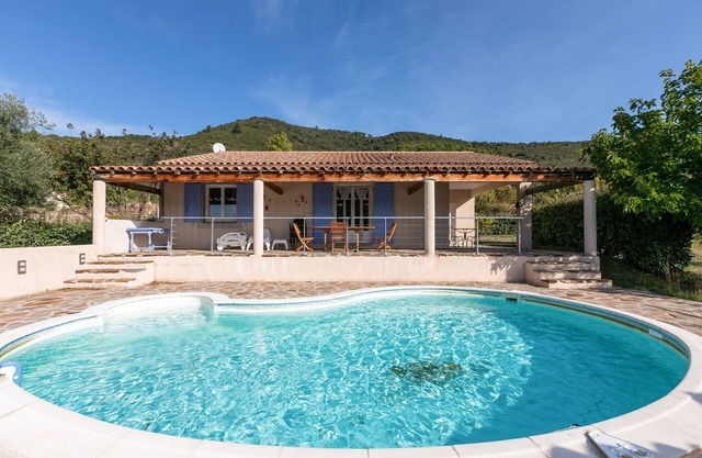 Sunny Roquebrun Getaway