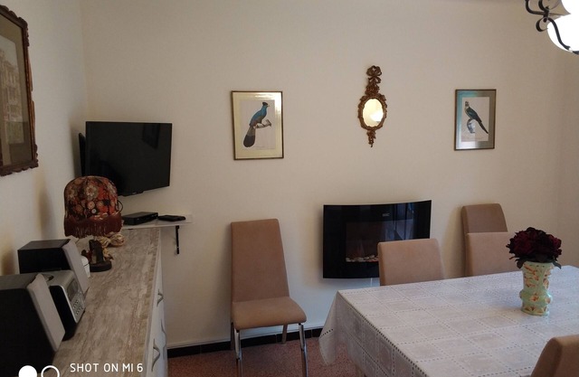 Sunny terrace and a short distance from the beach.