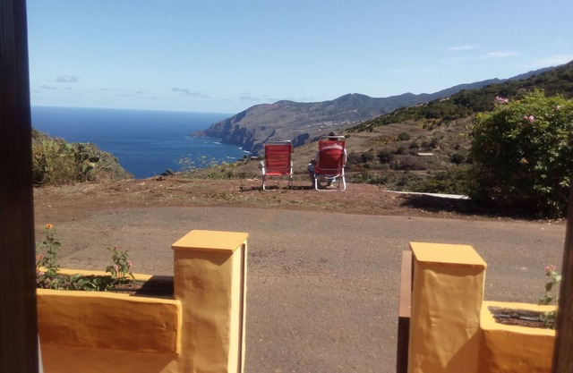 SUNRISE AMANECER,holiday Home, VV, ideal hikers, wifi, netflix