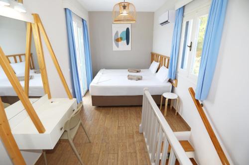 Sunrise Limnionas Apartments