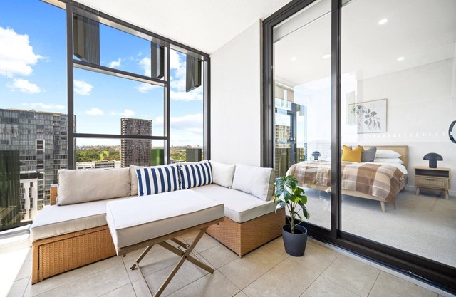 Sunrise Oasis in Waterloo